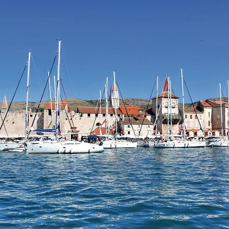 Gorgeous Home In Kastel Stafilic With Wifi Extérieur photo