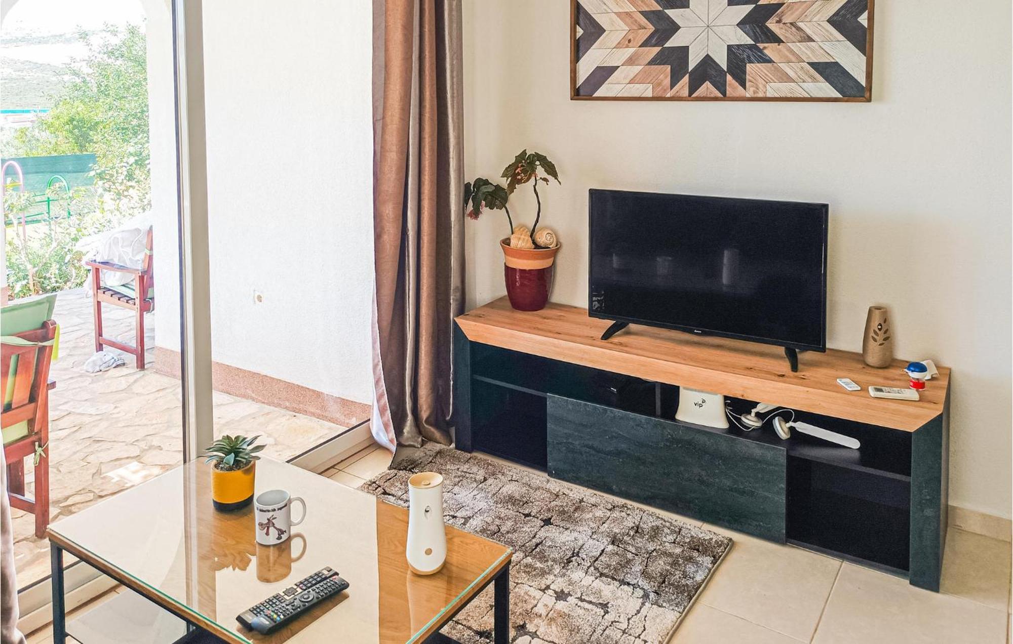 Gorgeous Home In Kastel Stafilic With Wifi Extérieur photo