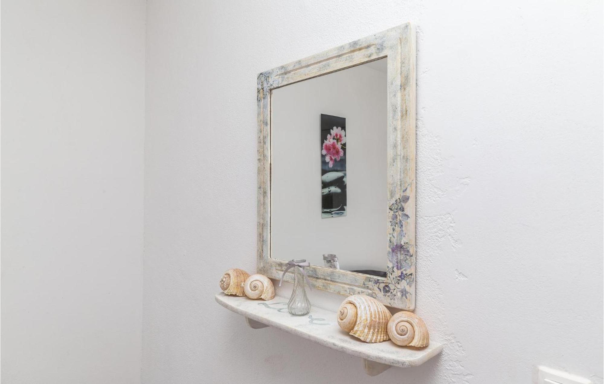 Gorgeous Home In Kastel Stafilic With Wifi Extérieur photo
